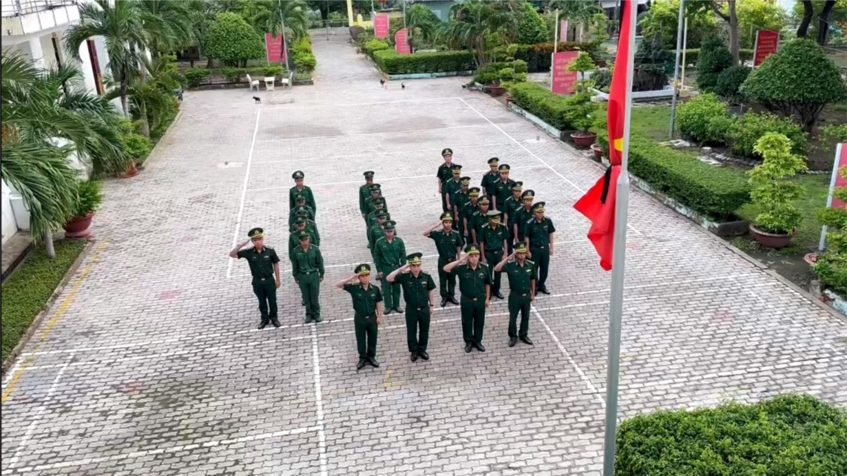 Đồn Biên phòng Thạnh An- BĐBP Thành phố Hồ Chí Minh thực hiện treo Cờ rủ Quốc tang và tiễn đưa Tổng bí thư Nguyễn Phú Trọng